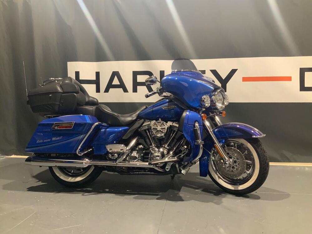 Harley-Davidson 1800 Electra Glide Ultra Classic (2009 - 11) - FLHTCUSE