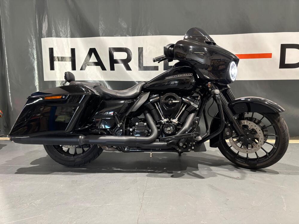 Harley-Davidson 107 Street Glide (2017 - 19) - FLHX