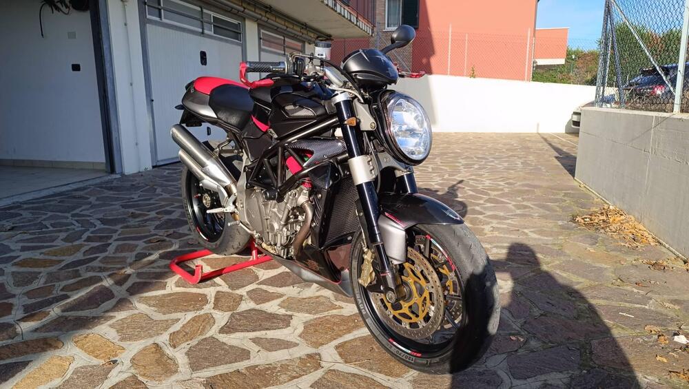 MV Agusta Brutale 910 R (2006 - 11) (4)