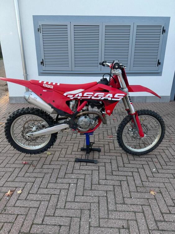 GASGAS MC 250 F (2023) (2)