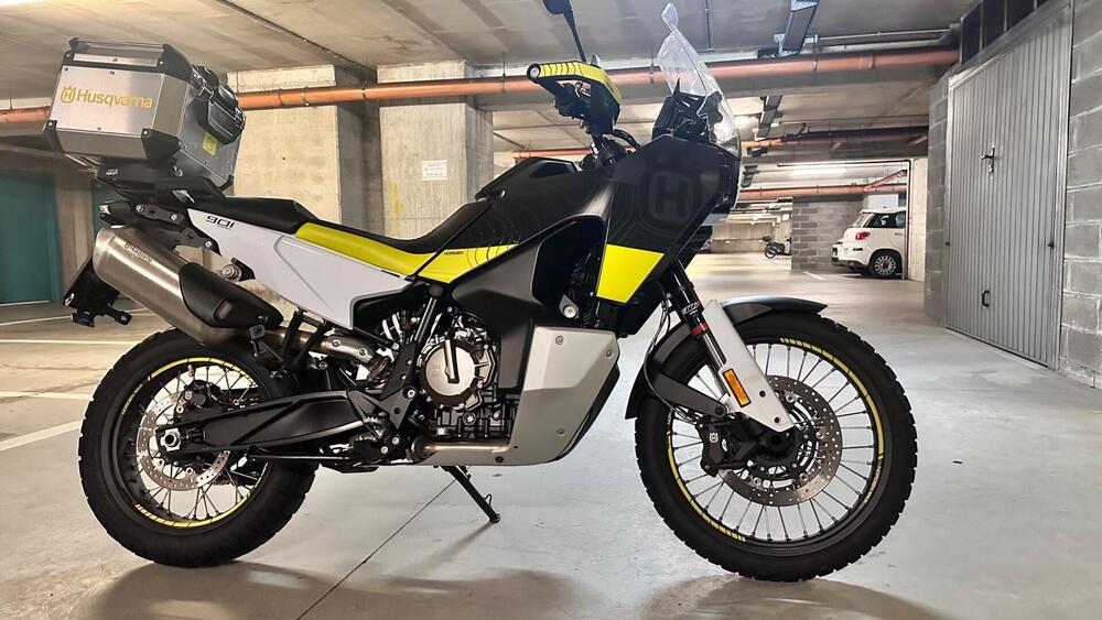 Husqvarna Norden 901 (2022 - 25) (2)