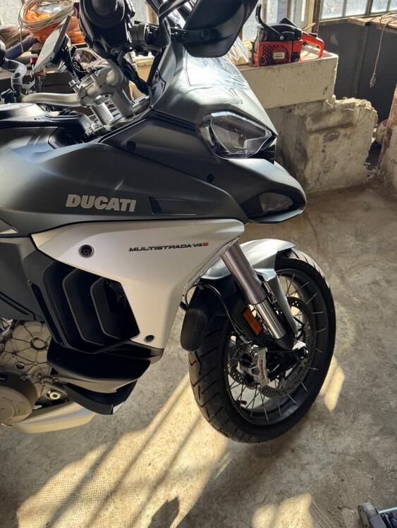 Ducati Multistrada V4 S (2021 - 24) (2)