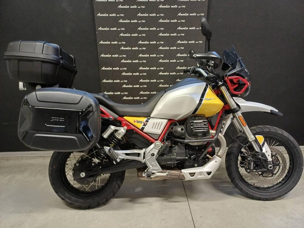 Moto Guzzi V85 TT Evocative Graphics (2019 - 20)