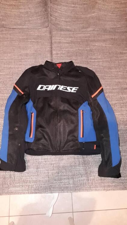 Vendo giubbotto moto estivo Dainese.