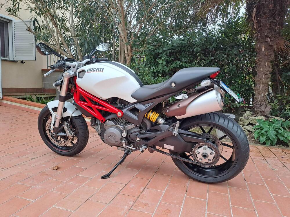 Ducati Monster 796 (2010 - 13) (2)