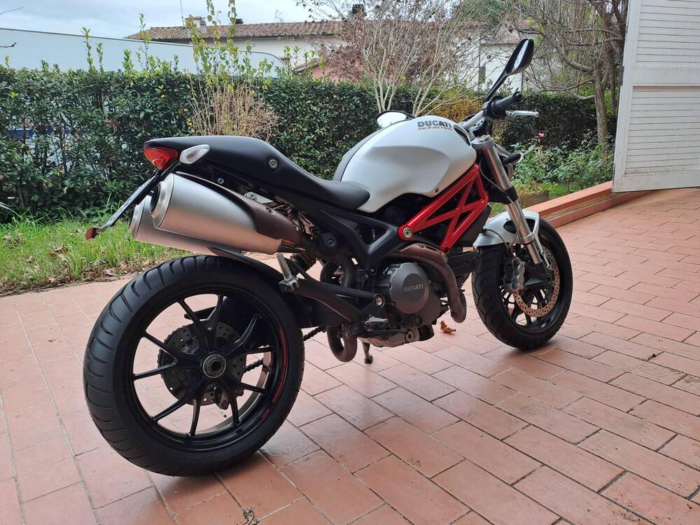 Ducati Monster 796 (2010 - 13) (3)