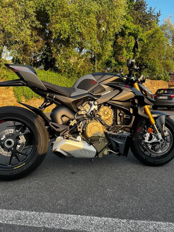 Ducati Streetfighter V4 S (2023 - 24)