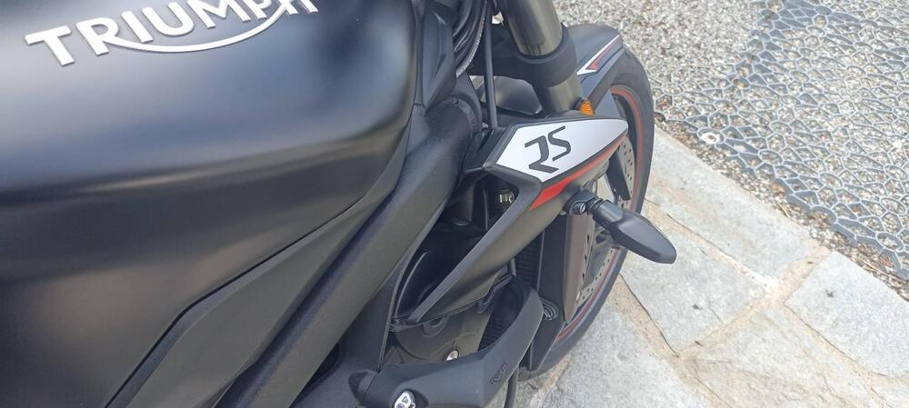 Triumph Street Triple RS (2017 - 19) (2)