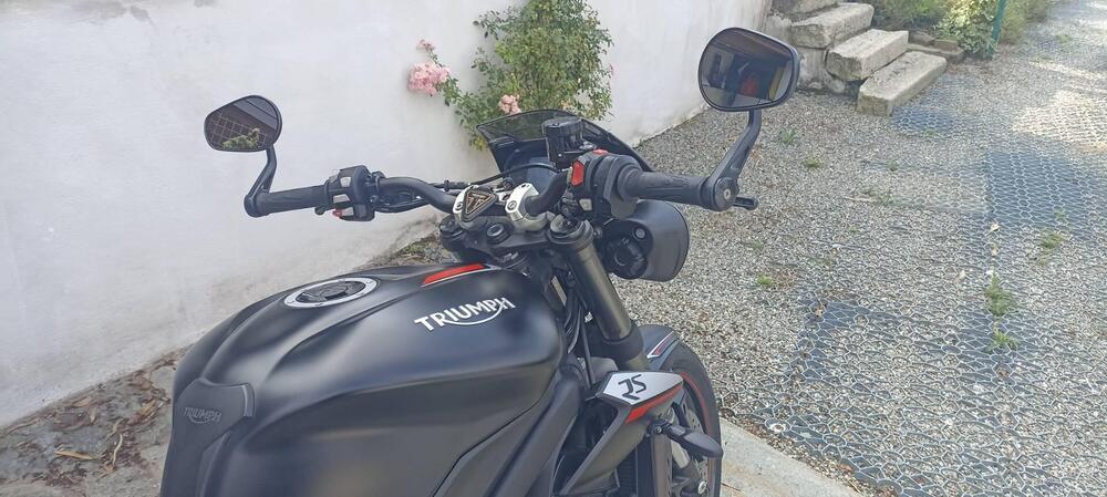 Triumph Street Triple RS (2017 - 19) (4)