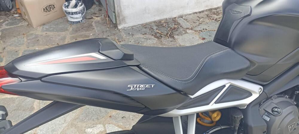 Triumph Street Triple RS (2017 - 19) (5)