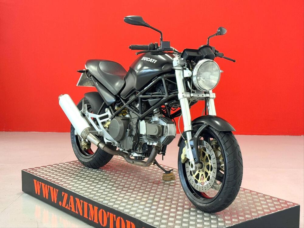 Ducati Monster 600 Dark (1998 - 01) (2)