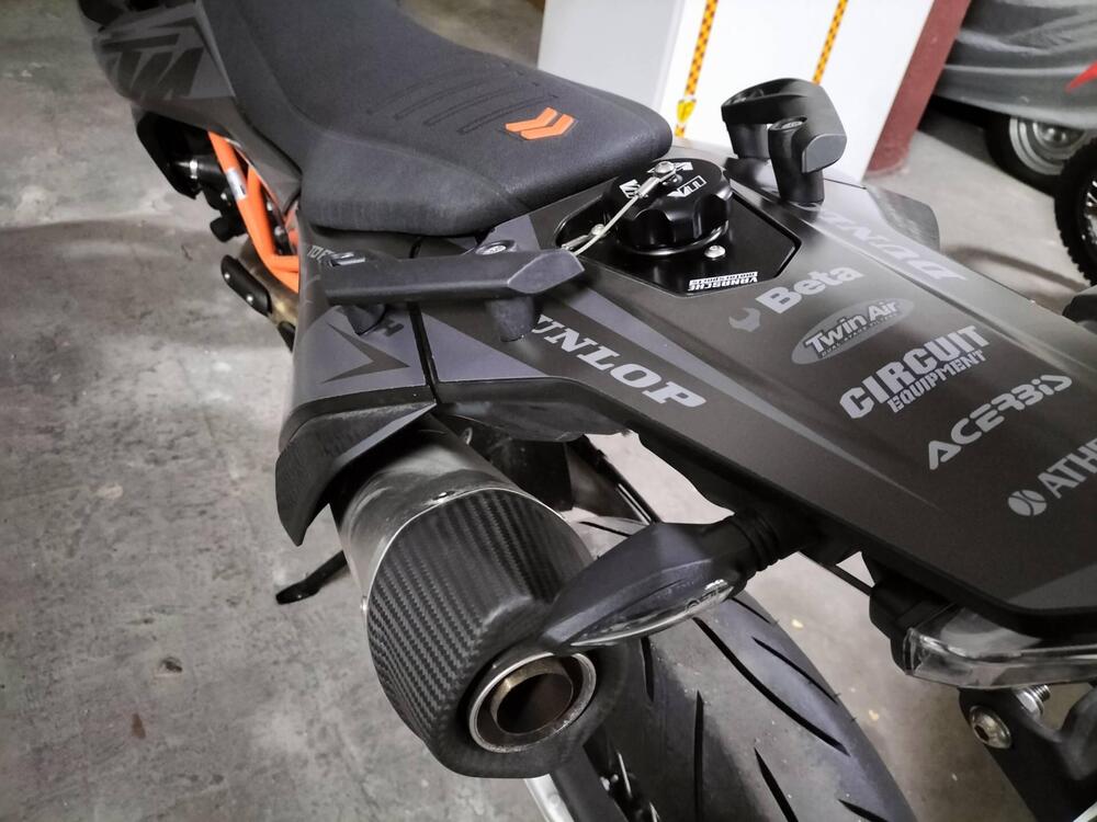 KTM 690 SMC R (2021 - 22) (5)