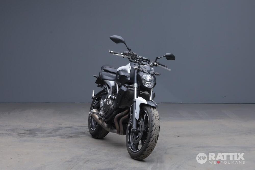 Yamaha MT-09 ABS (2013 - 15)