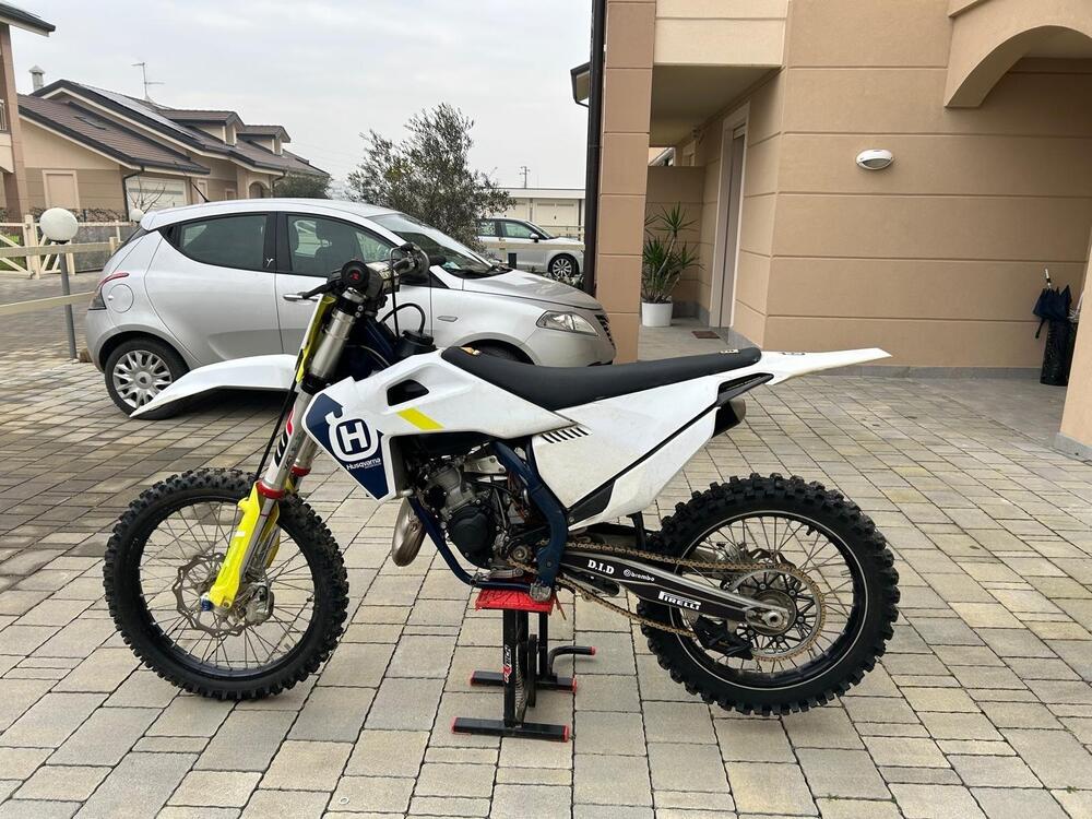 Husqvarna TC 125 (2022) (2)