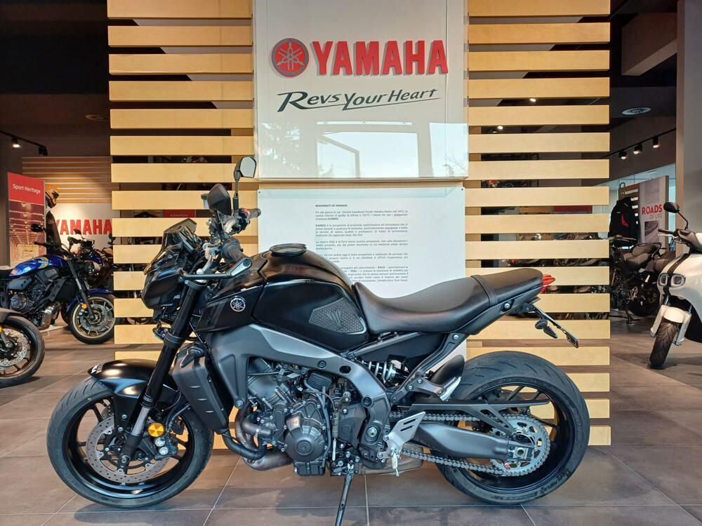 Yamaha MT-09 (2021 - 23) (5)