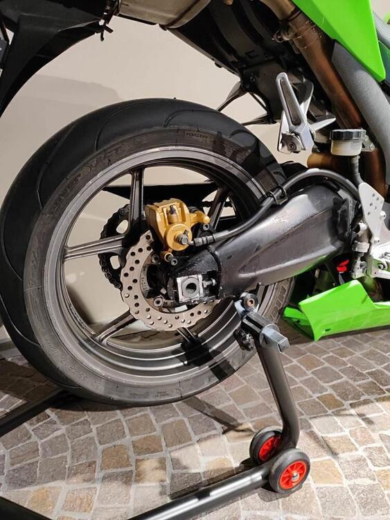 Kawasaki Ninja 636 ZX-6R (2005 - 06) (4)