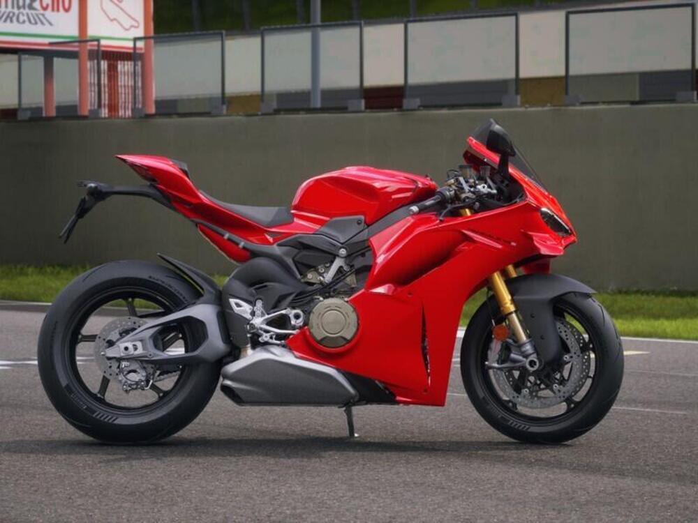 Ducati Panigale V4 S (2025)