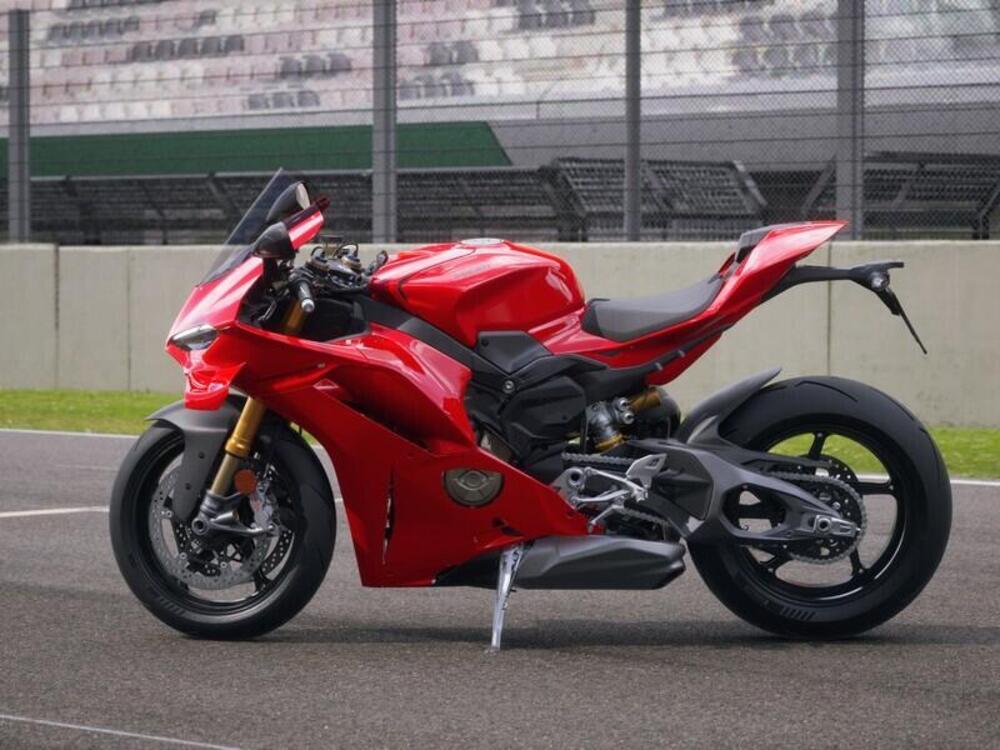 Ducati Panigale V4 S (2025) (5)