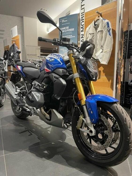 Bmw R 1250 R (2021 - 25)