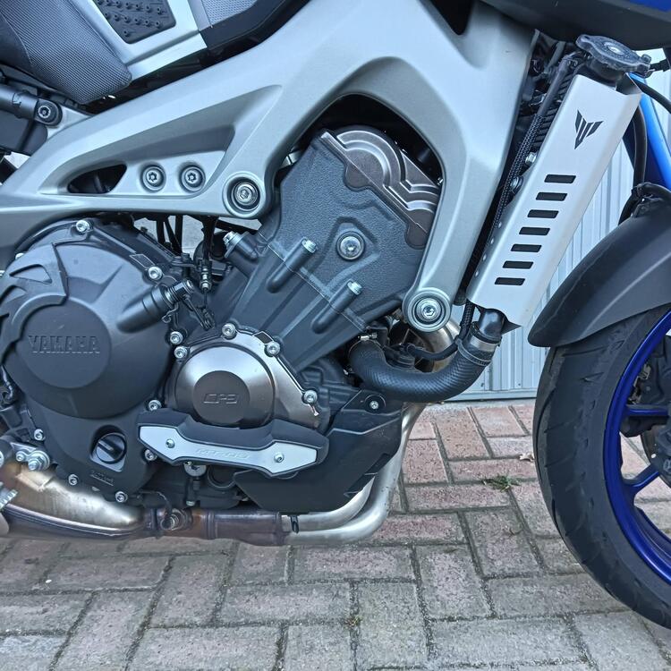 Yamaha MT-09 ABS (2016) (3)