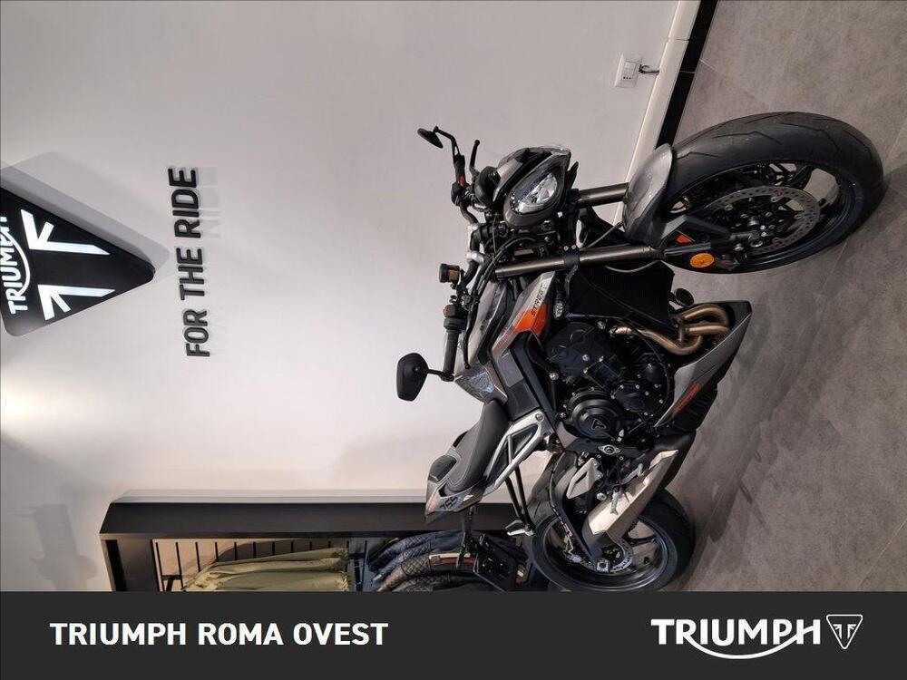 Triumph Street Triple 765 RS (2023 - 25) (2)