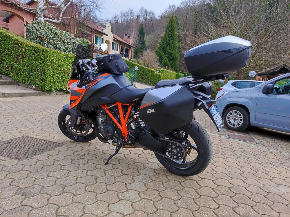 KTM 1290 Super Duke GT (2022 - 24) (4)