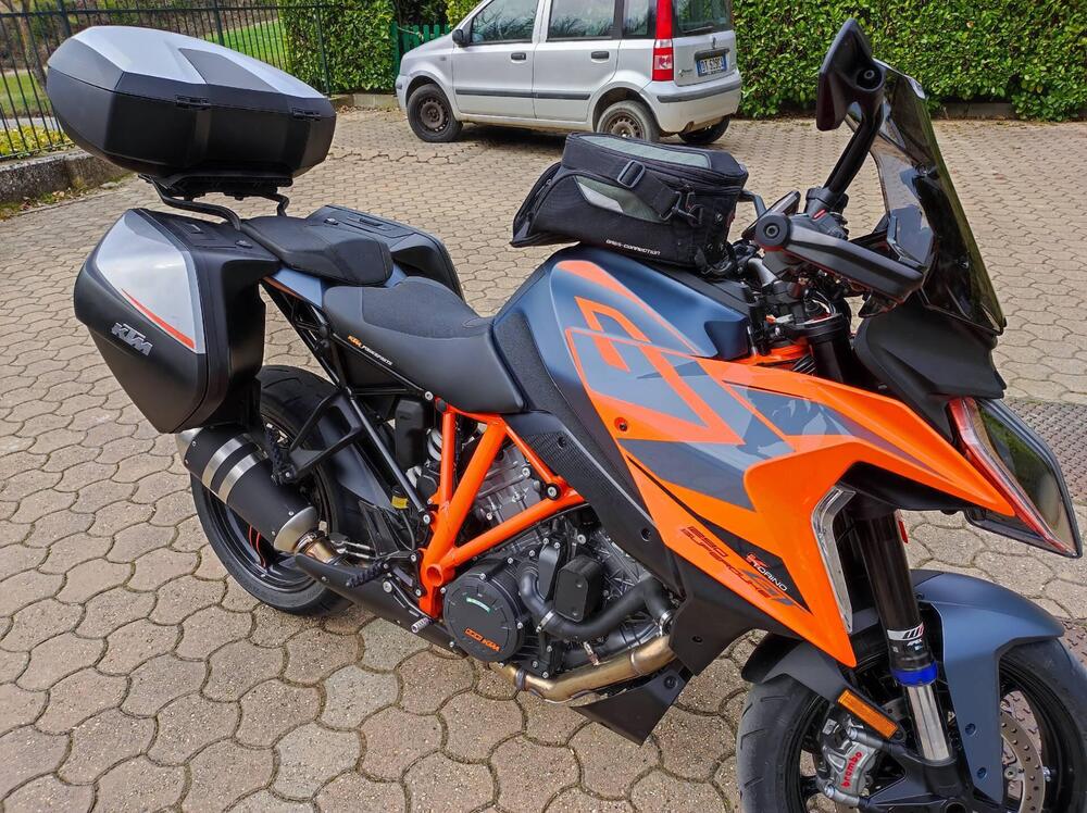 KTM 1290 Super Duke GT (2022 - 24)