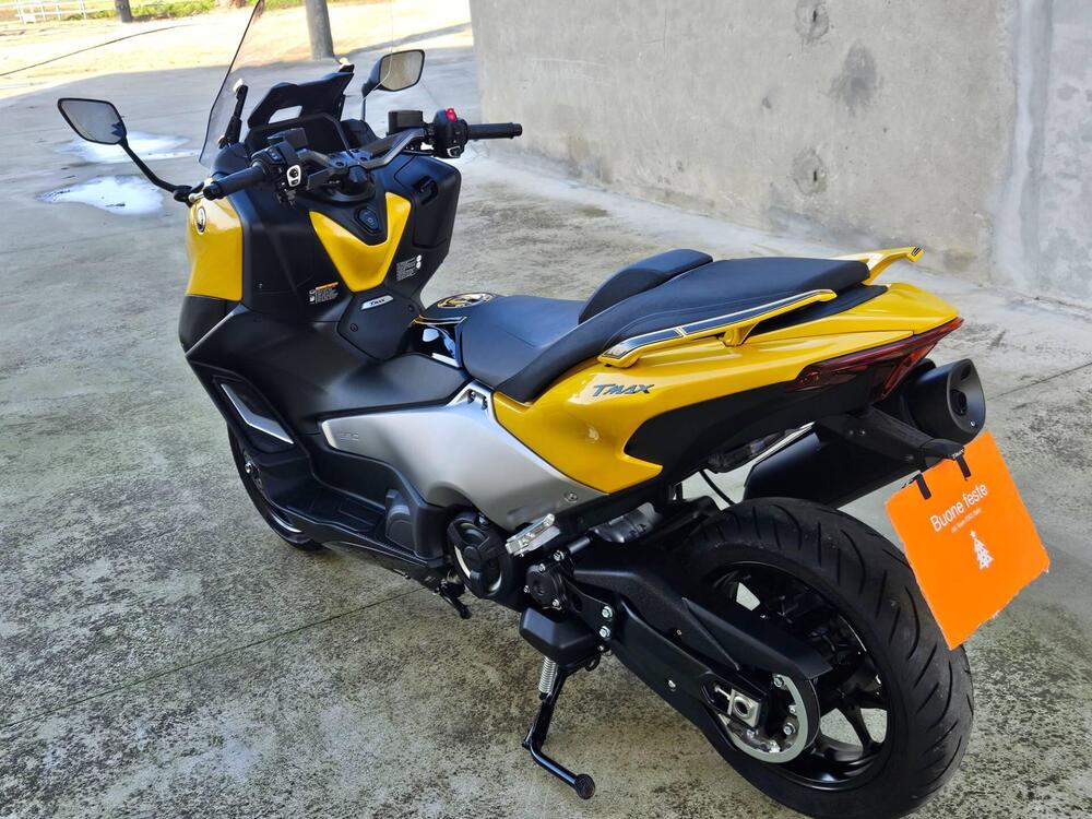 Yamaha T-Max 560 (2022 - 24) (4)