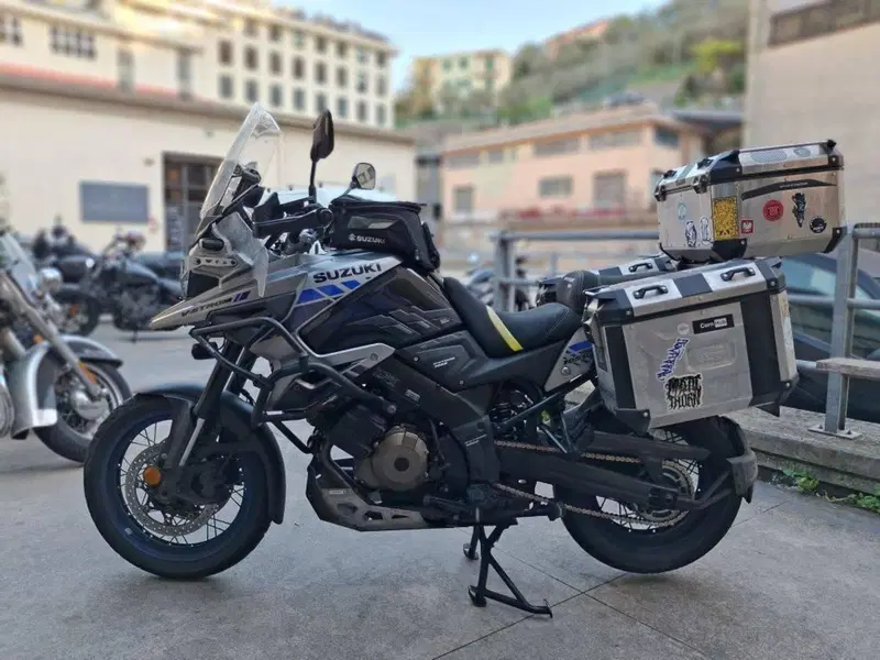 Suzuki V-Strom 1050DE (2023 - 24) (2)