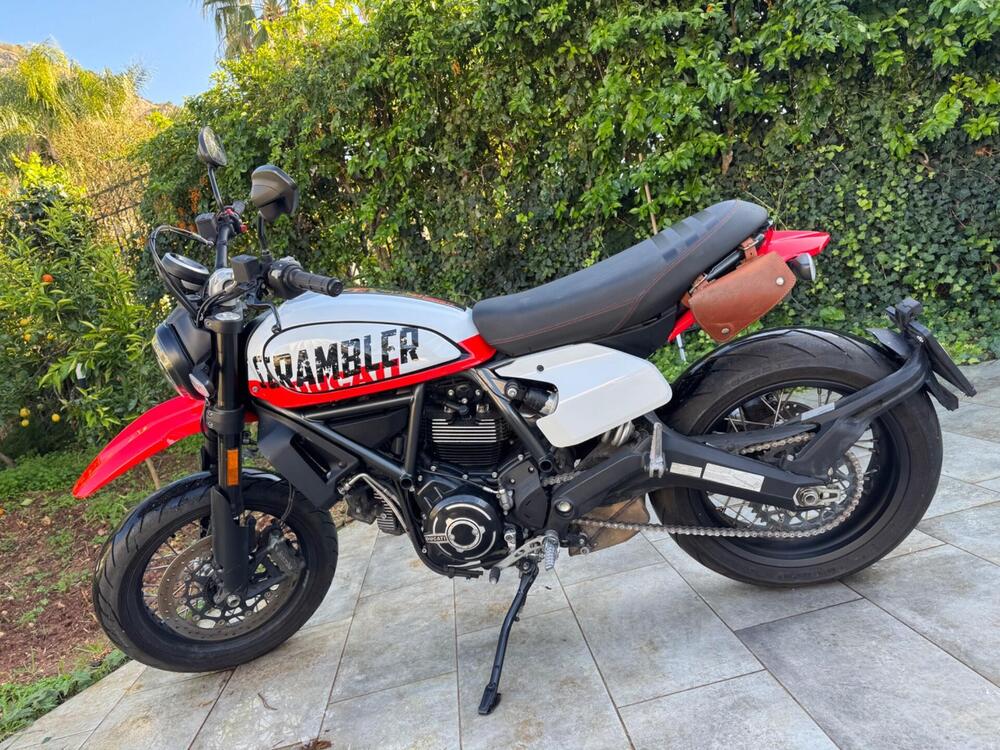 Ducati Scrambler 800 Urban Motard (2022)