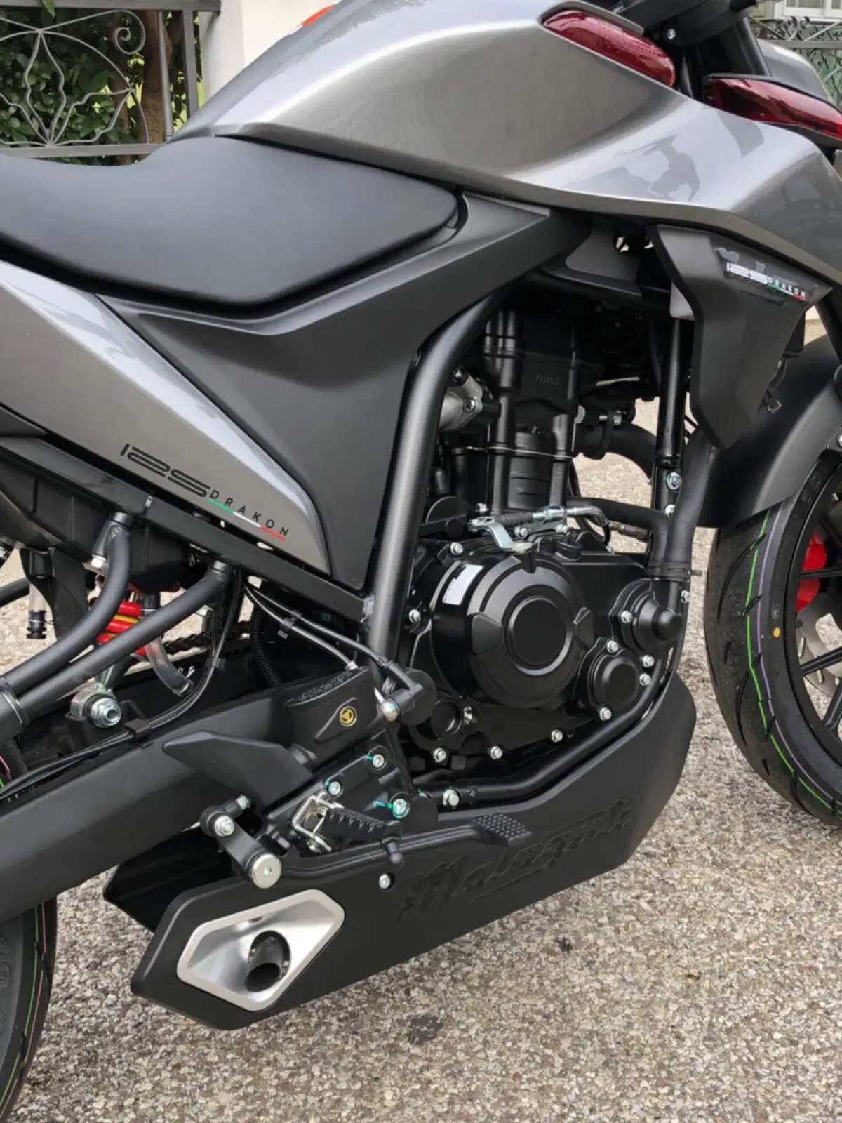 Malaguti Drakon 125 (2022 - 26) (5)