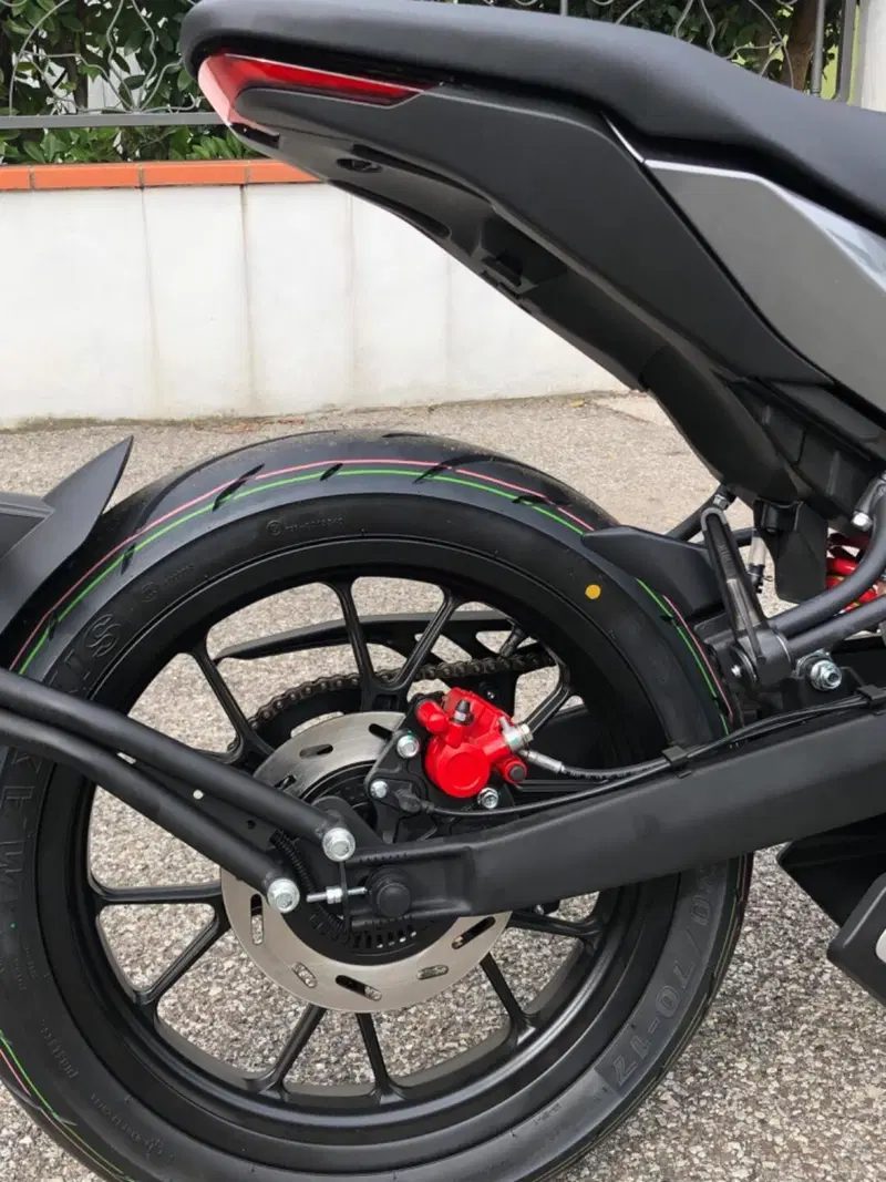 Malaguti Drakon 125 (2022 - 26) (6)