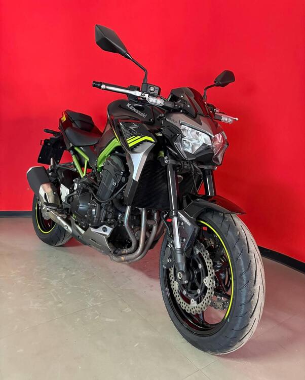 Kawasaki Z 900 A2 (2021 - 24) (2)