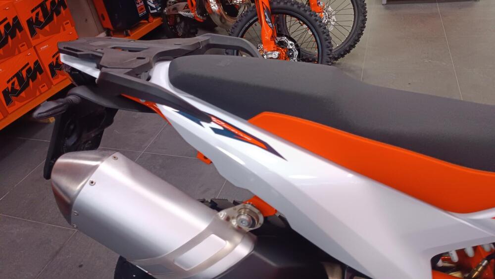 KTM 890 Adventure R (2023 - 24) (4)