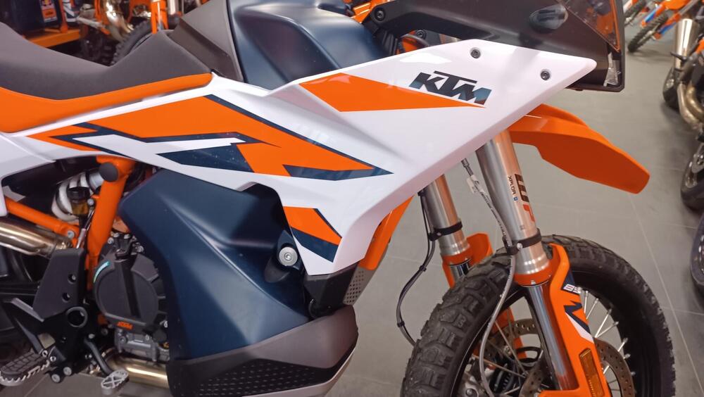 KTM 890 Adventure R (2023 - 24) (5)