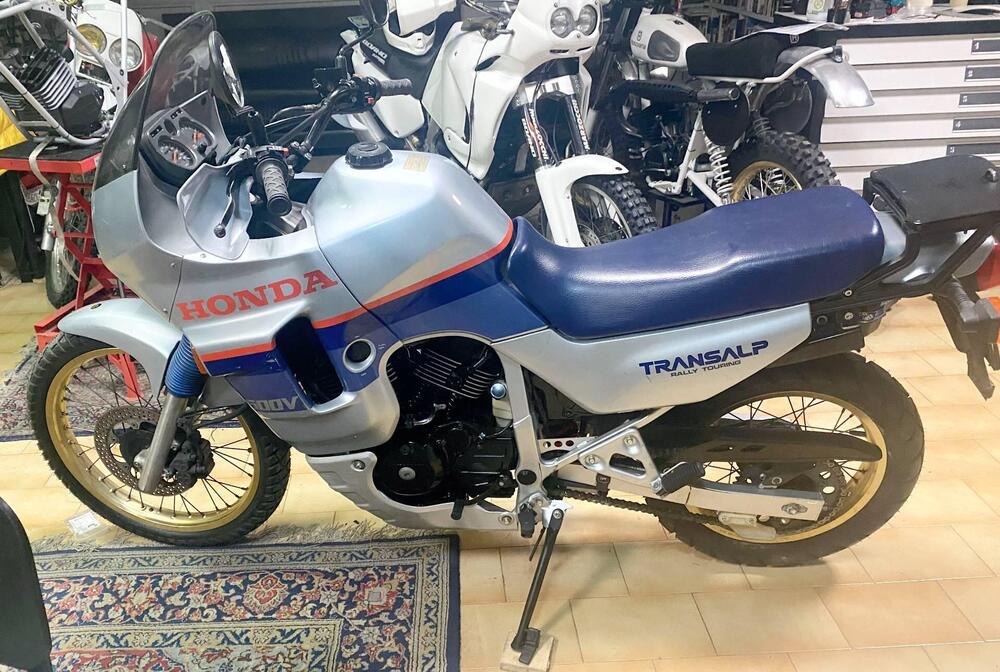 Honda Transalp XL 600 V - PD06 - Rally Touring (2)