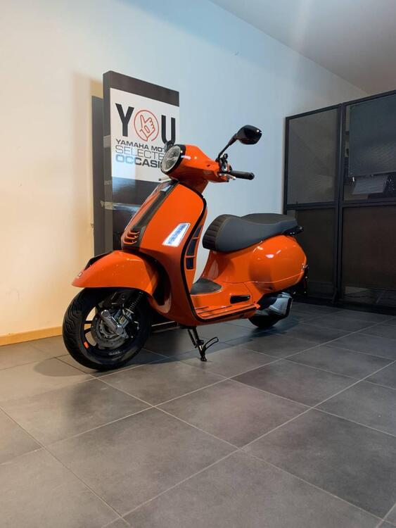 Vespa GTS 300 Super Sport (2023 - 24) (3)