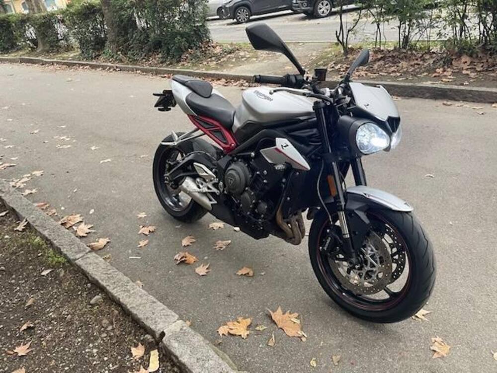 Triumph Street Triple R (2017 - 20) (3)