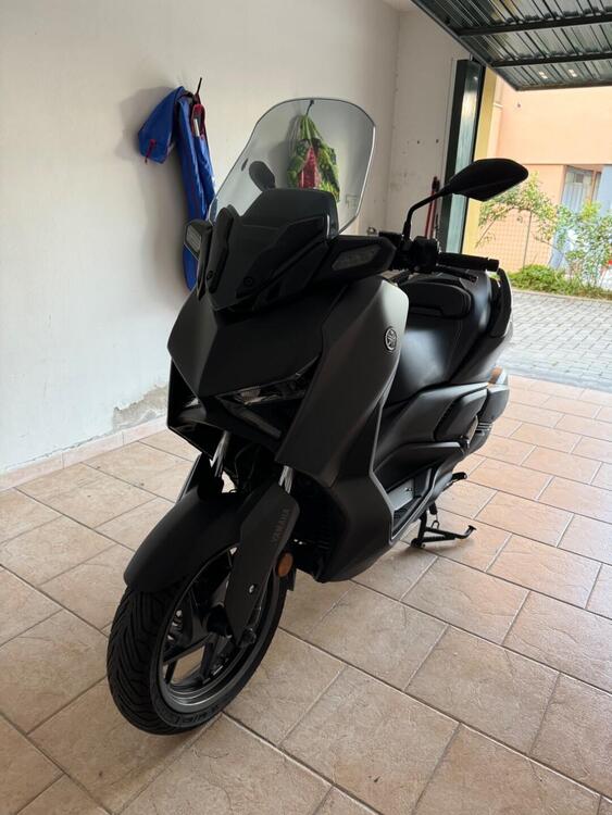 Yamaha X-Max 300 (2021 - 24) (3)