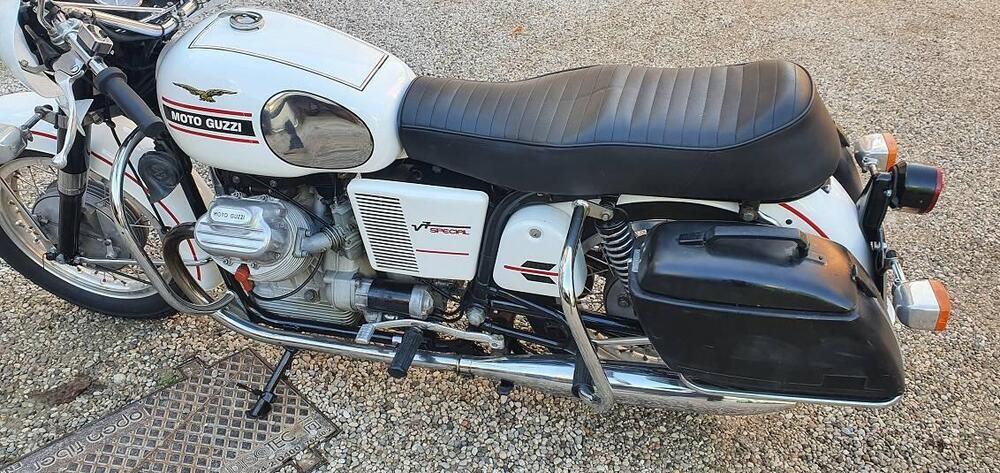 Moto Guzzi V7 SPECIAL (4)