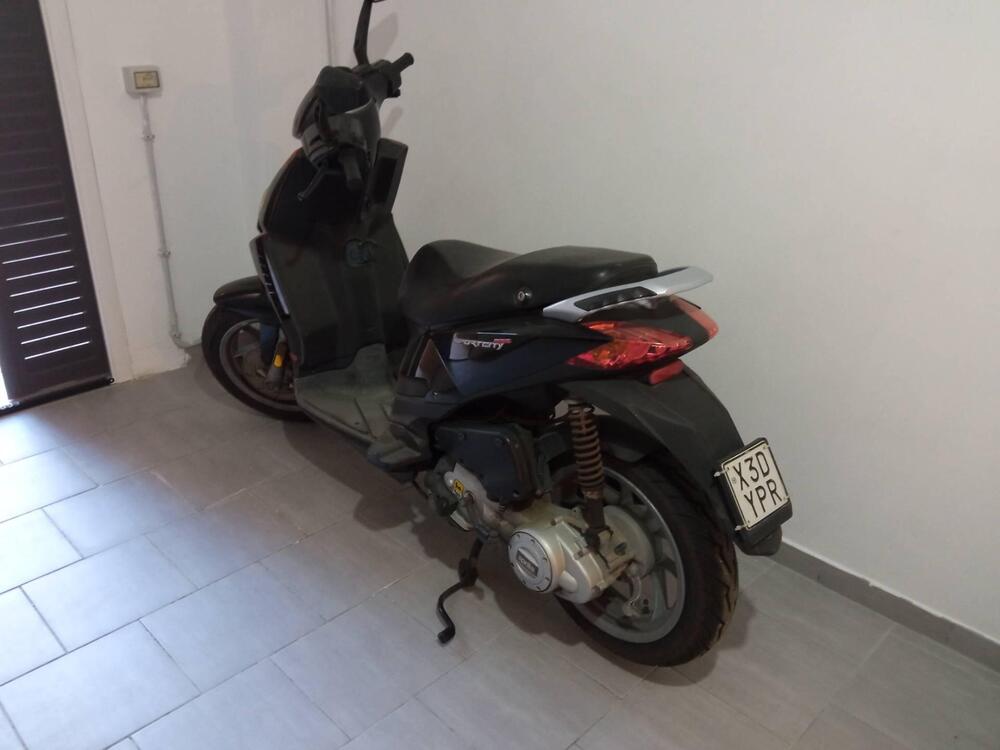 Aprilia Sportcity One 50 (2008 - 12) (5)