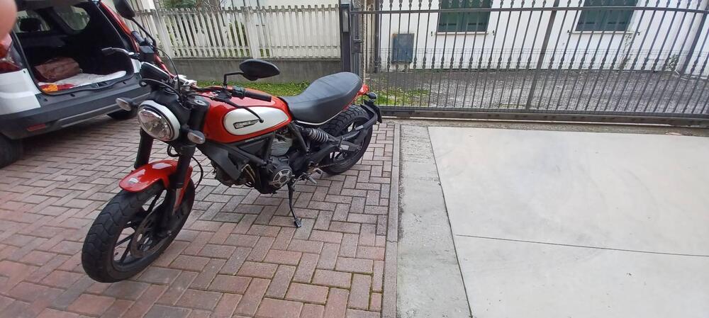 Ducati Scrambler 800 Icon (2015 - 16) (2)