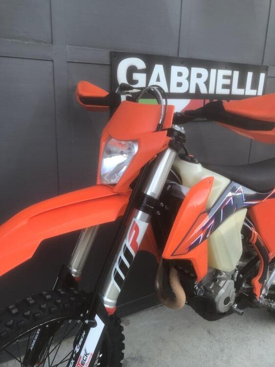 KTM 350 EXC-F (2022) (2)