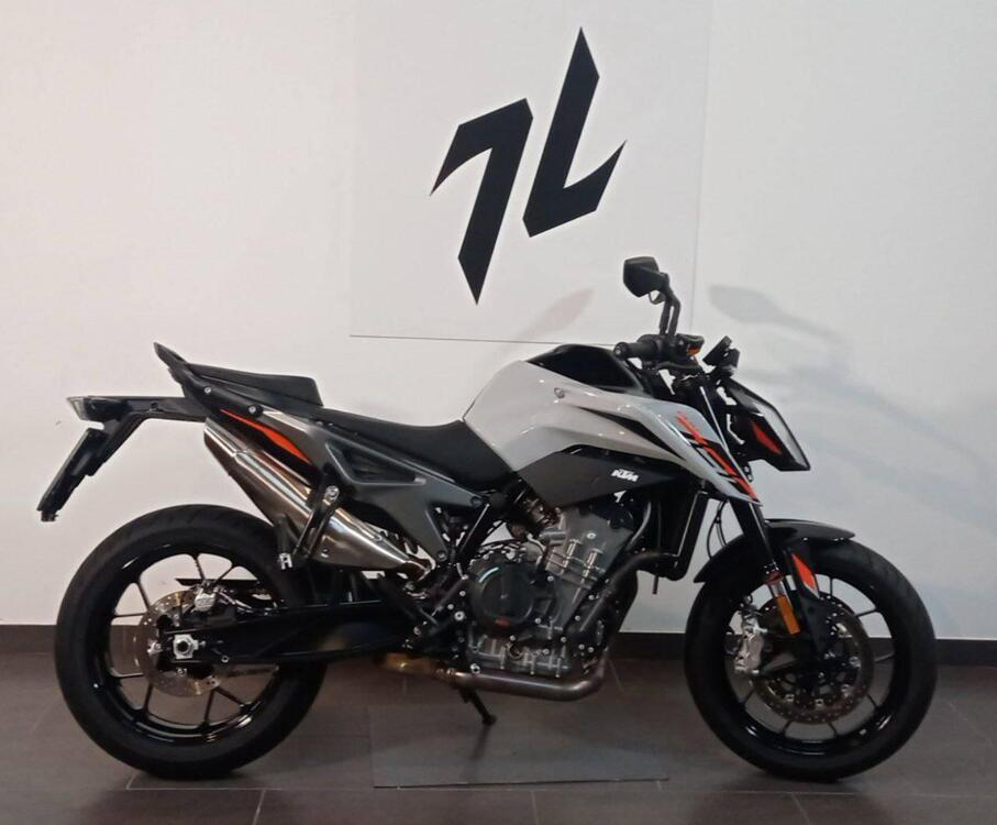 KTM 790 Duke L (2023 - 24) (4)