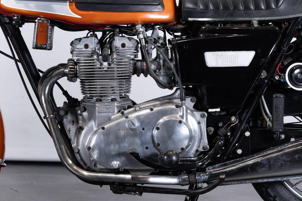 Triumph T150 TRIDENT (3)