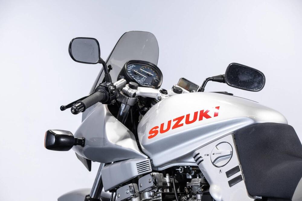 Suzuki KATANA 1100 (5)