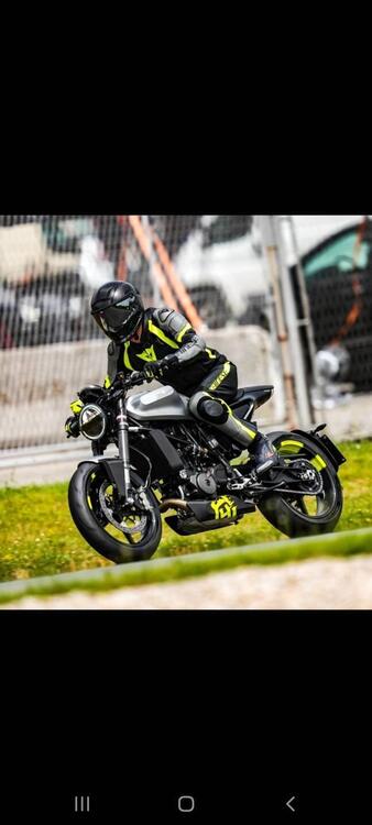 Husqvarna Vitpilen 701 (2020) (2)