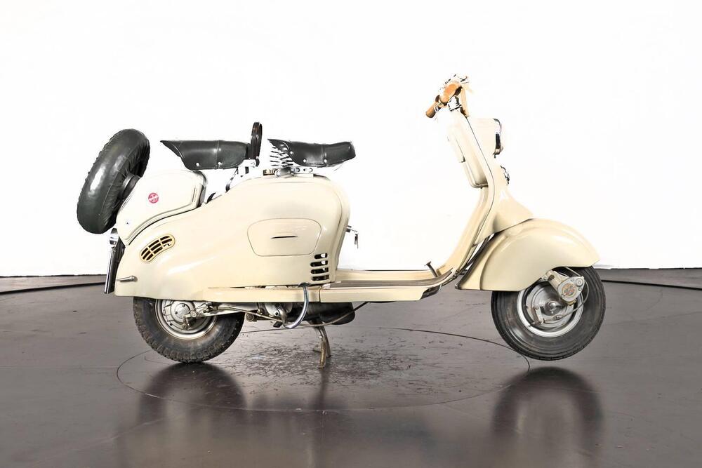 Innocenti Lambretta 125 LD Avviamento Elettrico (2)