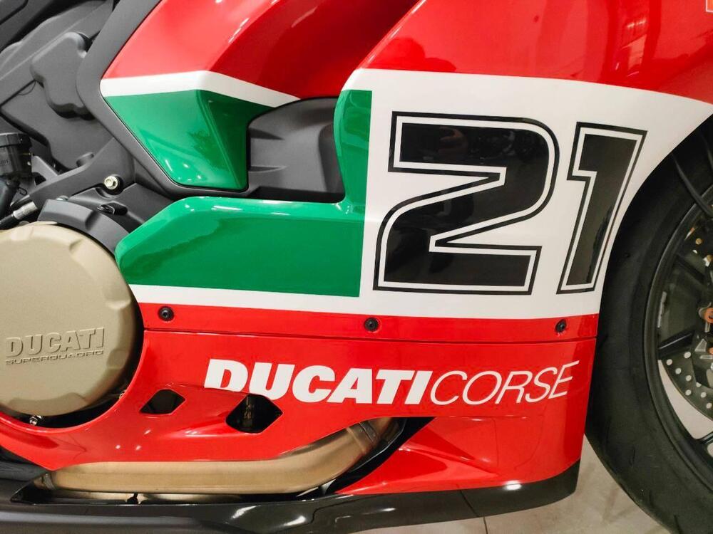 Ducati Panigale V2 Bayliss 1st Championship 20th Anniversary (2021 - 24) (5)