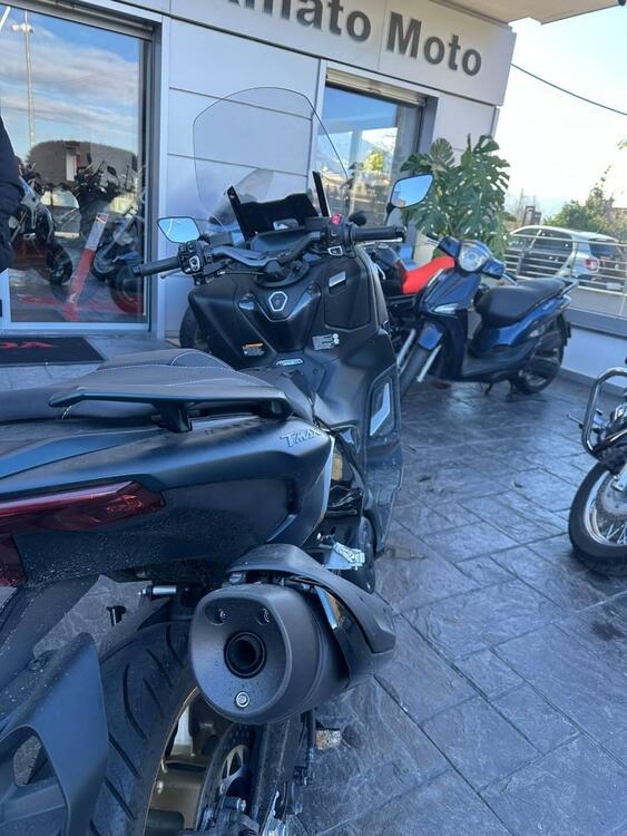 Yamaha T-Max 560 Tech Max (2022 - 24) (5)